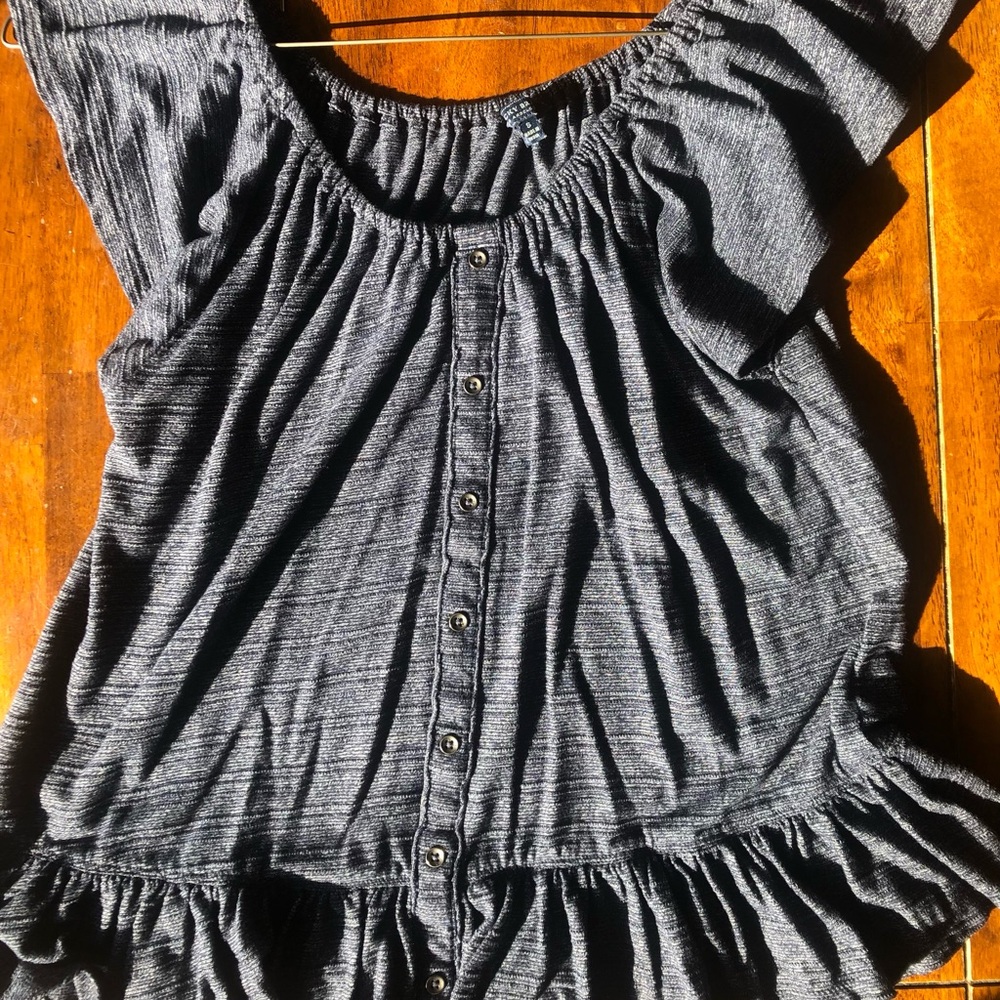 Chic Gray Ruffled Blouse